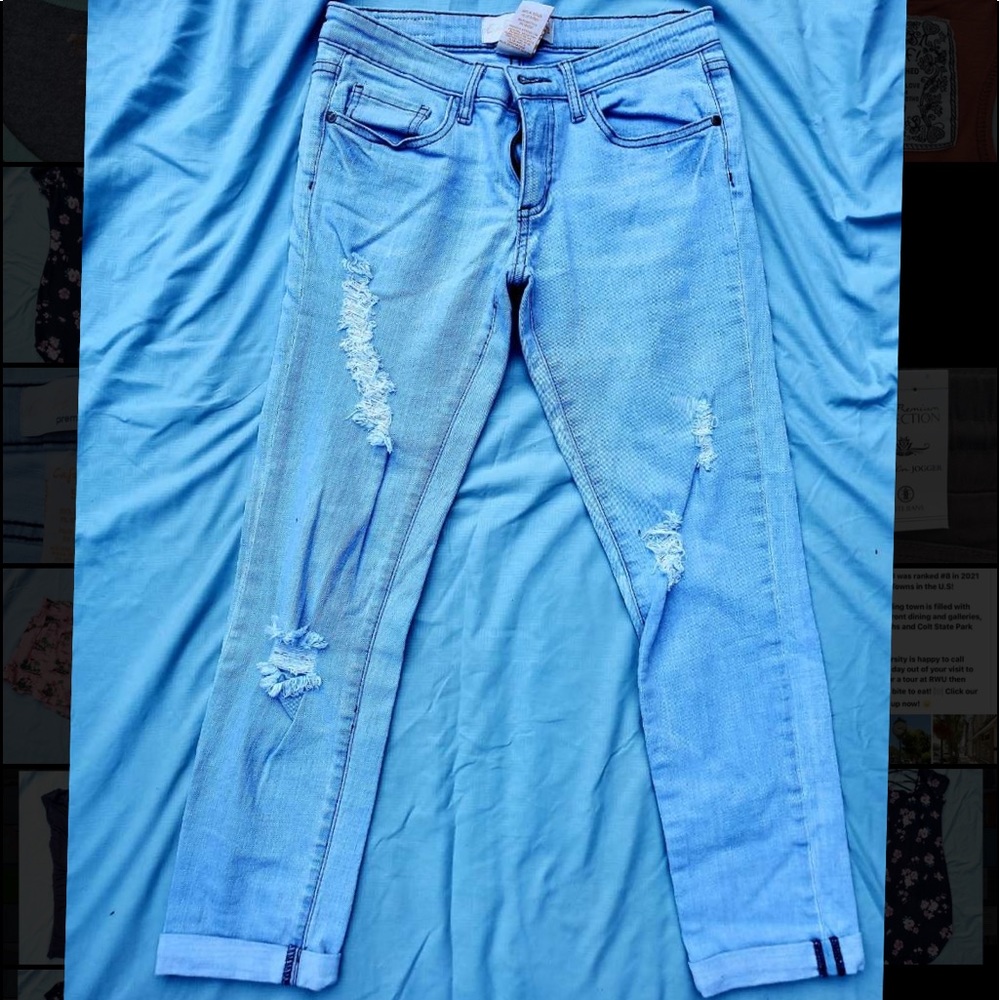 jeans w rips
